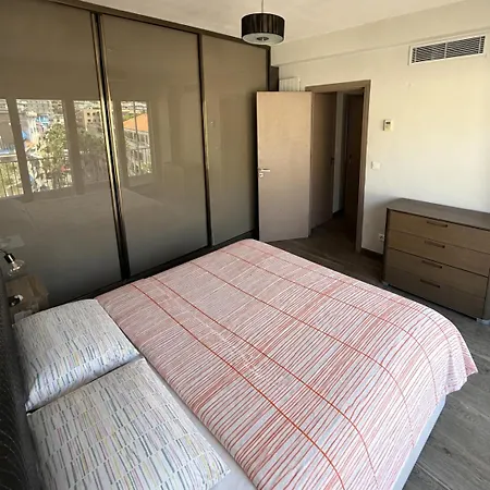 A Beaulieu-sur-mer, Cote D'azur, Climatise, Avec Terrasse Apartment