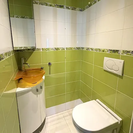 Apartamento à Beaulieu-sur-mer, Côte D'azur, Climatisé, Avec Terrasse *