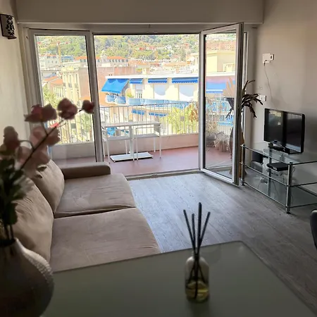 à Beaulieu-sur-mer, Côte D'azur, Climatisé, Avec Terrasse Apartamento Beaulieu-sur-Mer